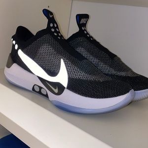 NIKE BB ADAPT SELF LACING SHOES!